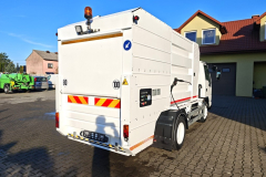 Isuzu_NQR75-009